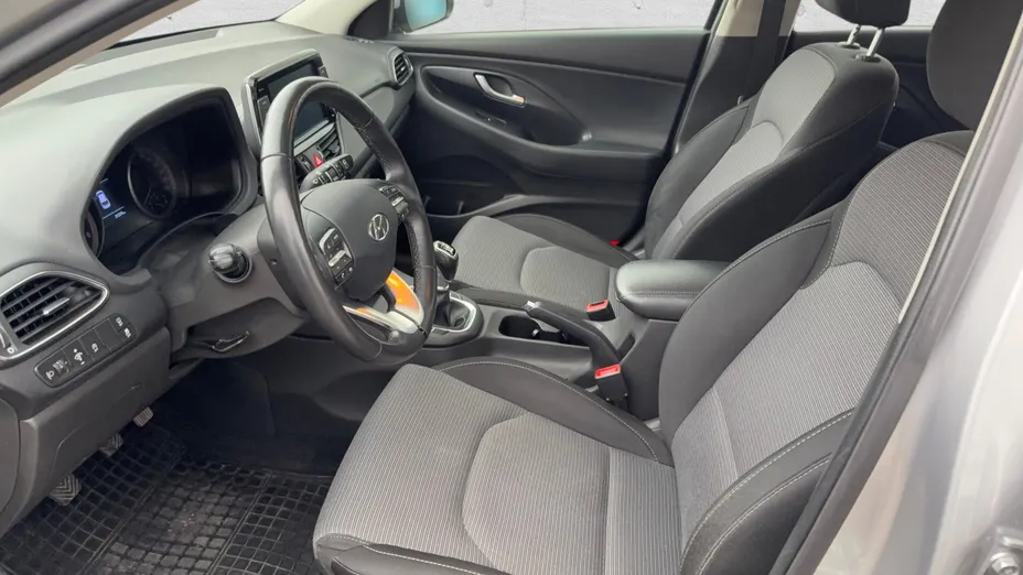 HYUNDAI i30 i30 1.0 T-GDI Modern