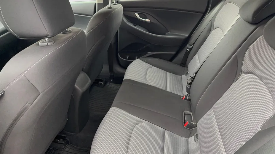 HYUNDAI i30 i30 1.0 T-GDI Modern