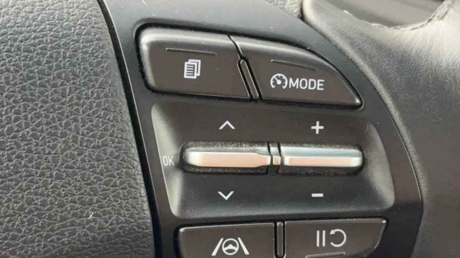 HYUNDAI i30 i30 1.0 T-GDI Modern