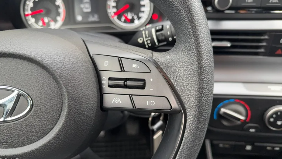 HYUNDAI i20 i20 1.2 Pure