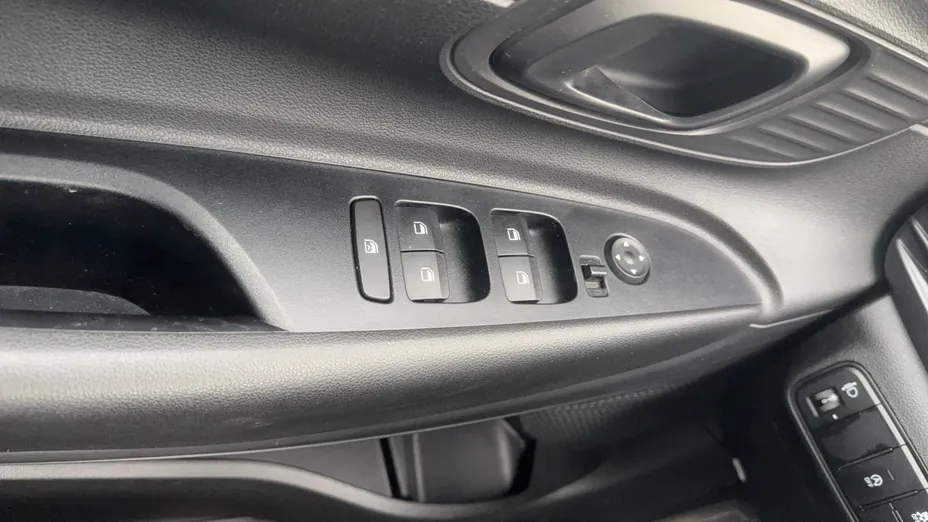 HYUNDAI i20 i20 1.2 Pure