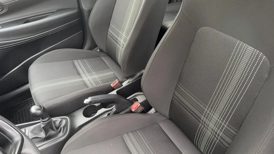 HYUNDAI i20 i20 1.2 Pure