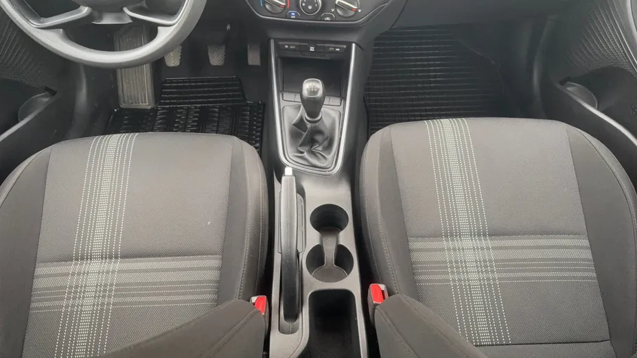 HYUNDAI i20 i20 1.2 Pure