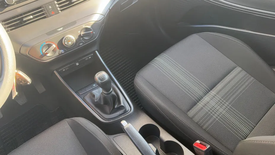 HYUNDAI i20 i20 1.2 Pure