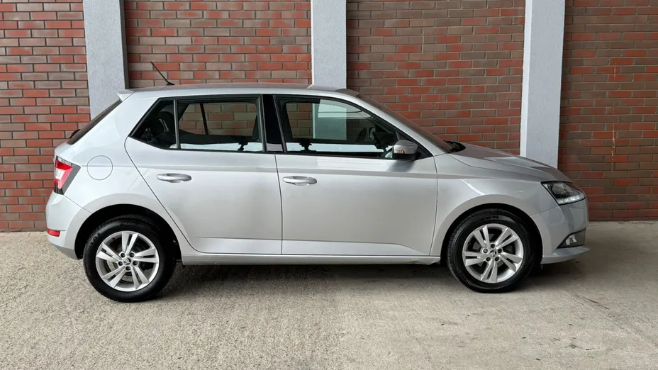 SKODA Fabia Fabia 1.0 TSI Ambition