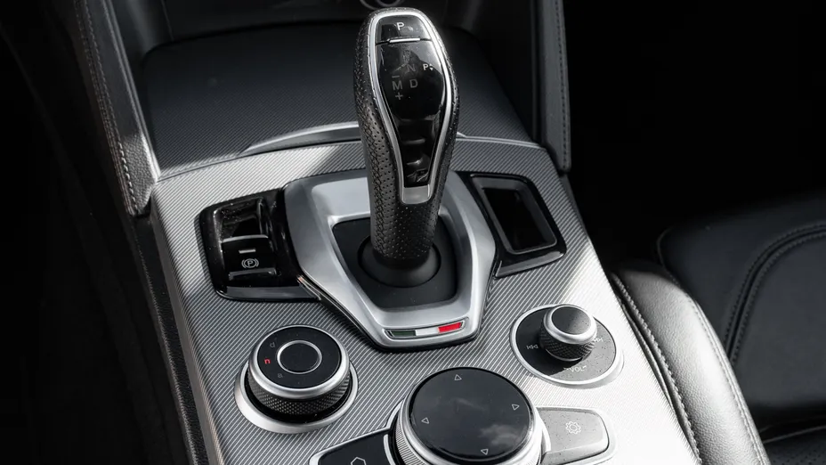 ALFA ROMEO Stelvio Stelvio 2.0 Turbo Veloce Q4 aut