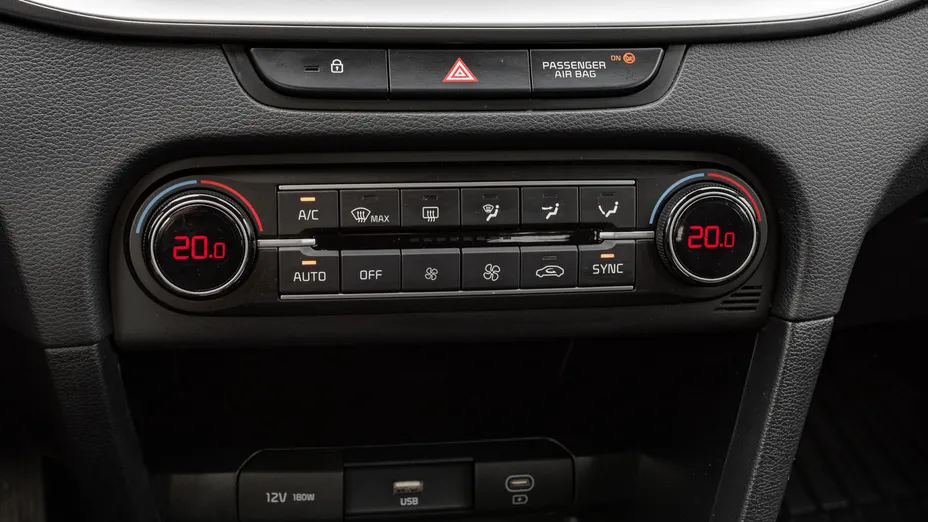 KIA Cee'd Ceed 1.5 T-GDI M