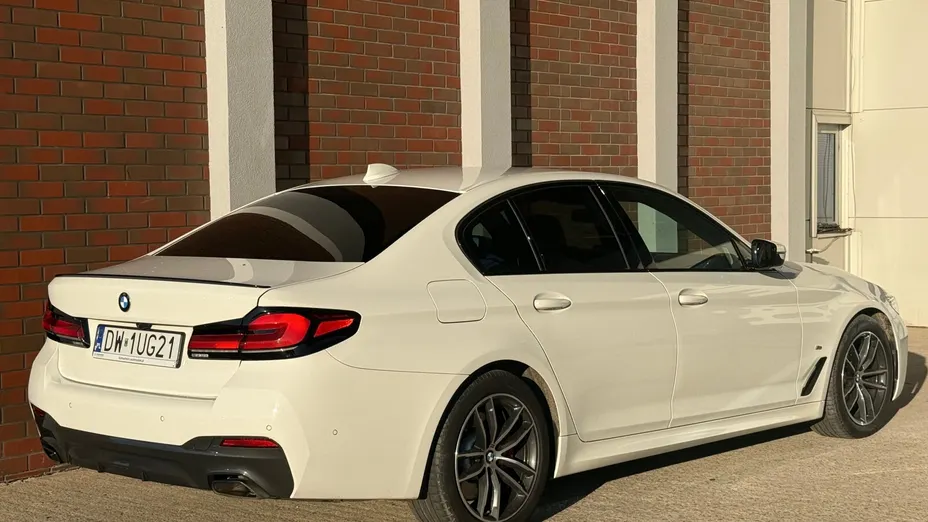 BMW Seria 5 530d xDrive mHEV M Sport sport-aut