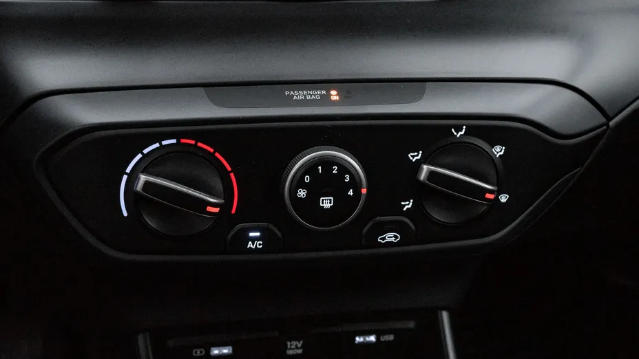 HYUNDAI i20 i20 1.2 Pure