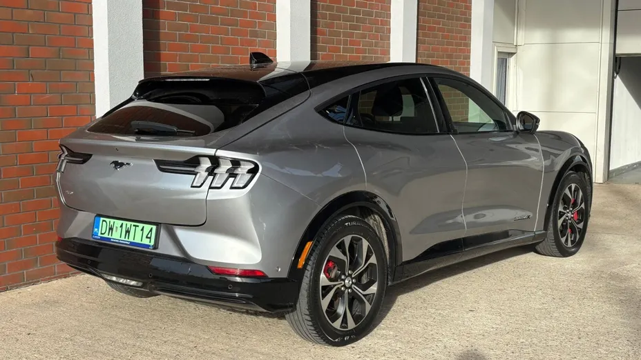 FORD Mustang Mach-E Mustang Mach-E 98kWh AWD