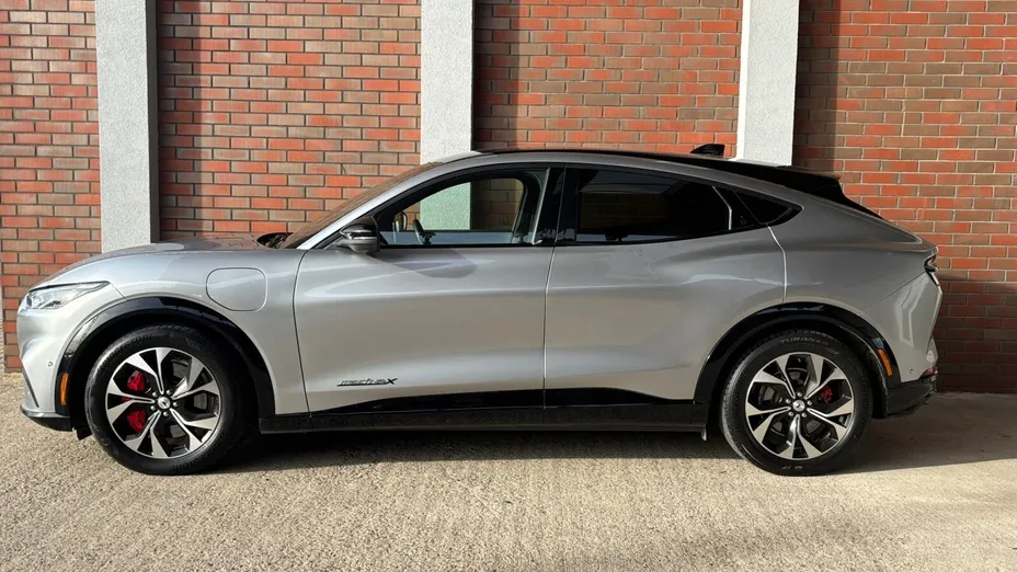 FORD Mustang Mach-E Mustang Mach-E 98kWh AWD