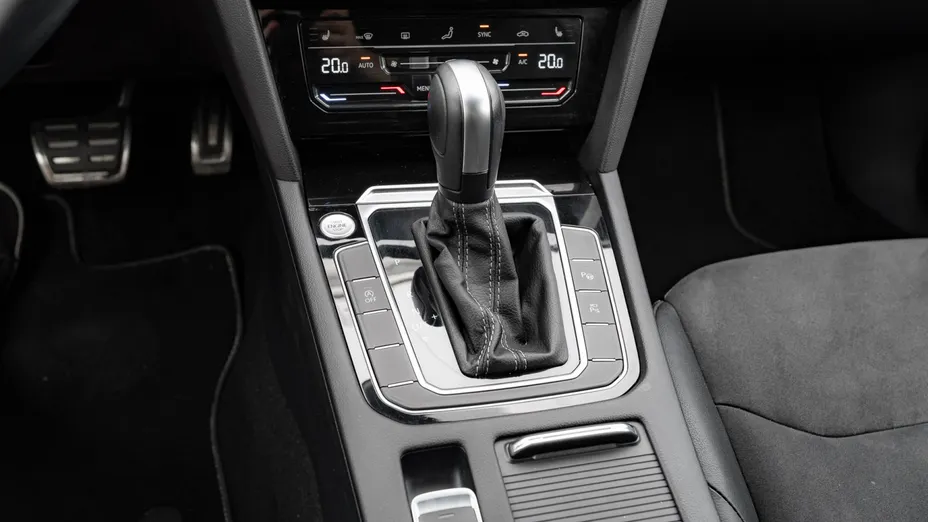 VOLKSWAGEN Arteon Arteon 2.0 TDI R-Line DSG