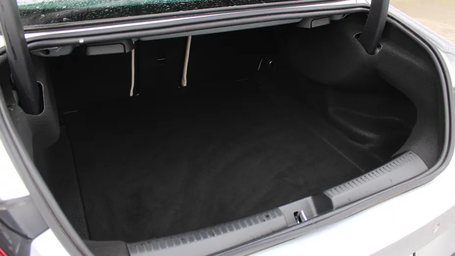 MERCEDES-BENZ CLA CLA 200 Progressive 7G-DCT