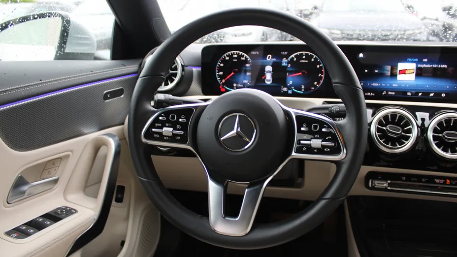 MERCEDES-BENZ CLA CLA 200 Progressive 7G-DCT