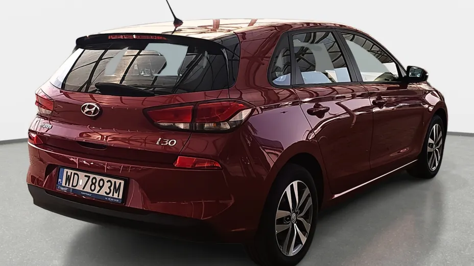 HYUNDAI i30 i30 1.4 Classic +