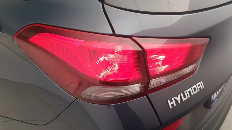 HYUNDAI i30 i30 1.5 DPI Classic +