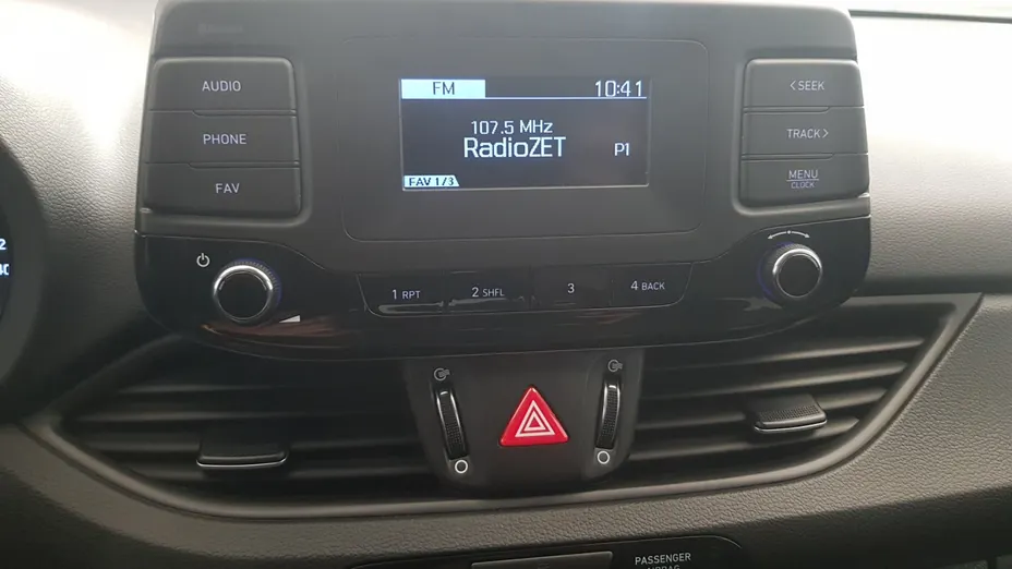 HYUNDAI i30 i30 1.5 DPI Classic +