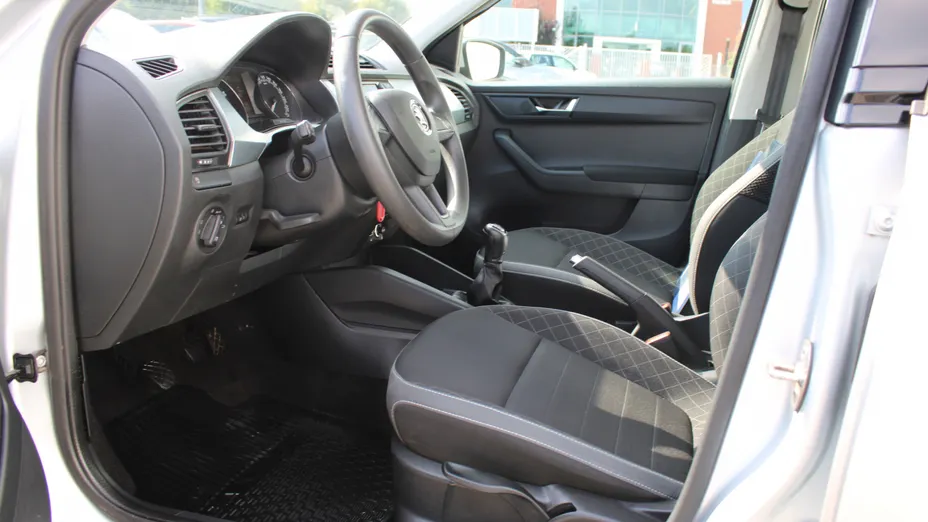 SKODA Fabia Fabia 1.0 TSI Ambition