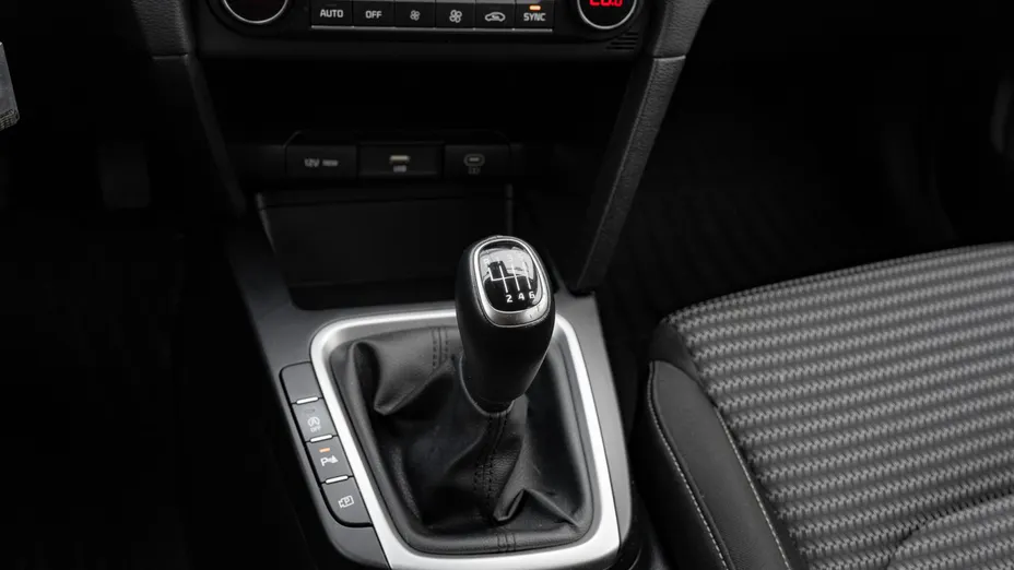 KIA Cee'd Ceed 1.5 T-GDI M