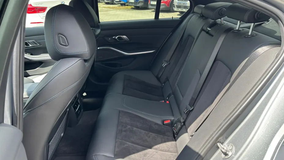 BMW Seria 3 320d xDrive mHEV M Sport aut