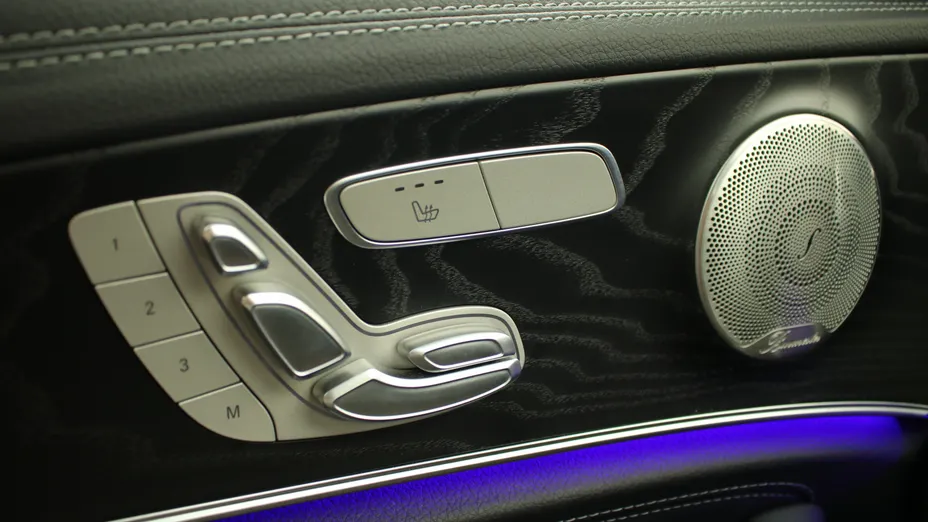 MERCEDES-BENZ E Klasa E 220 d 4-Matic AMG