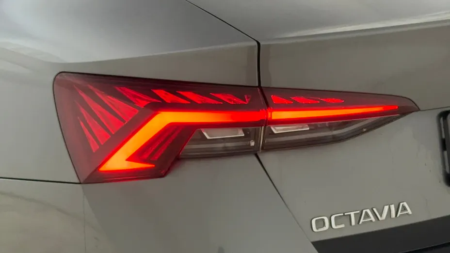 SKODA Octavia Octavia 1.5 TSI ACT Ambition