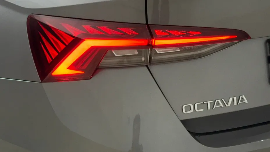 SKODA Octavia Octavia 1.5 TSI ACT Ambition
