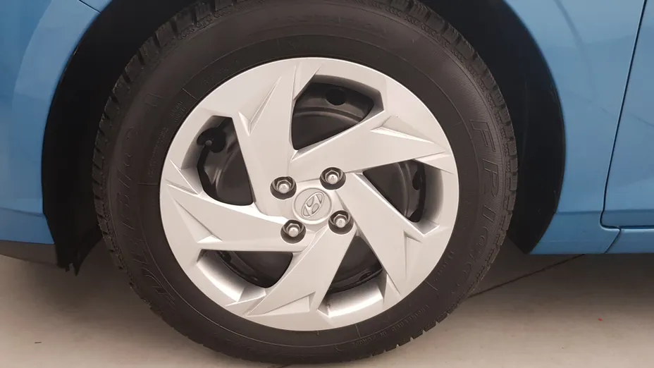 HYUNDAI i20 i20 1.2 Pure