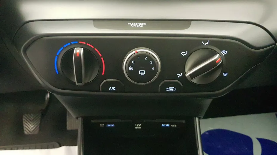 HYUNDAI i20 i20 1.2 Pure