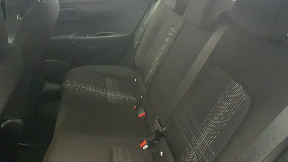 HYUNDAI i20 i20 1.2 Pure