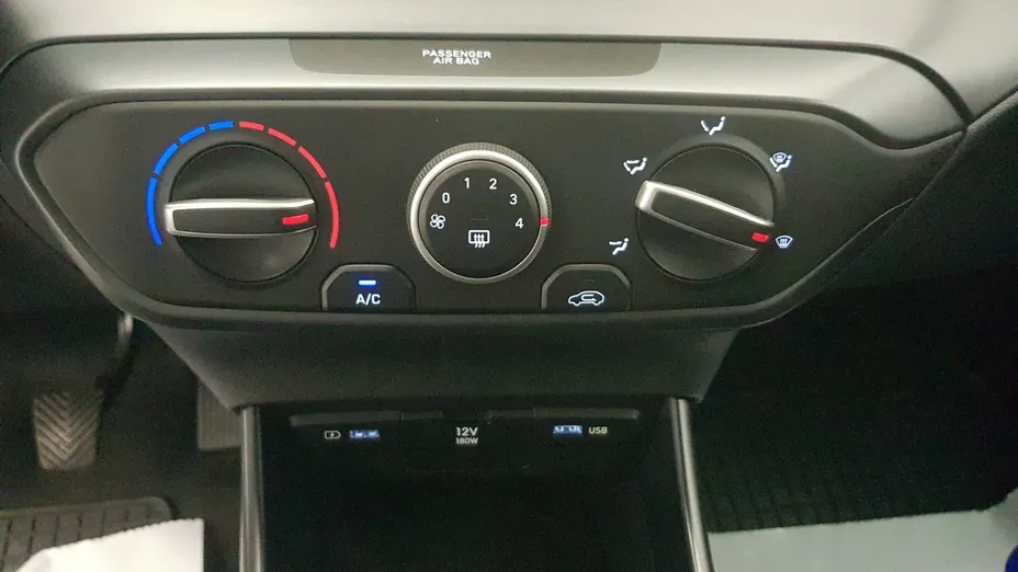 HYUNDAI i20 i20 1.2 Pure