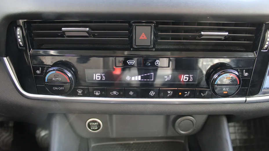 NISSAN Qashqai Qashqai 1.3 DIG-T mHEV N-Connecta
