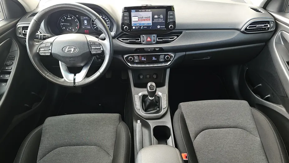 HYUNDAI i30 i30 1.0 T-GDI Smart