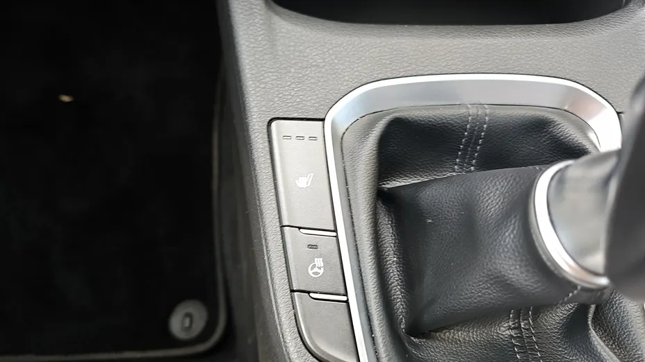 HYUNDAI i30 i30 1.0 T-GDI Smart