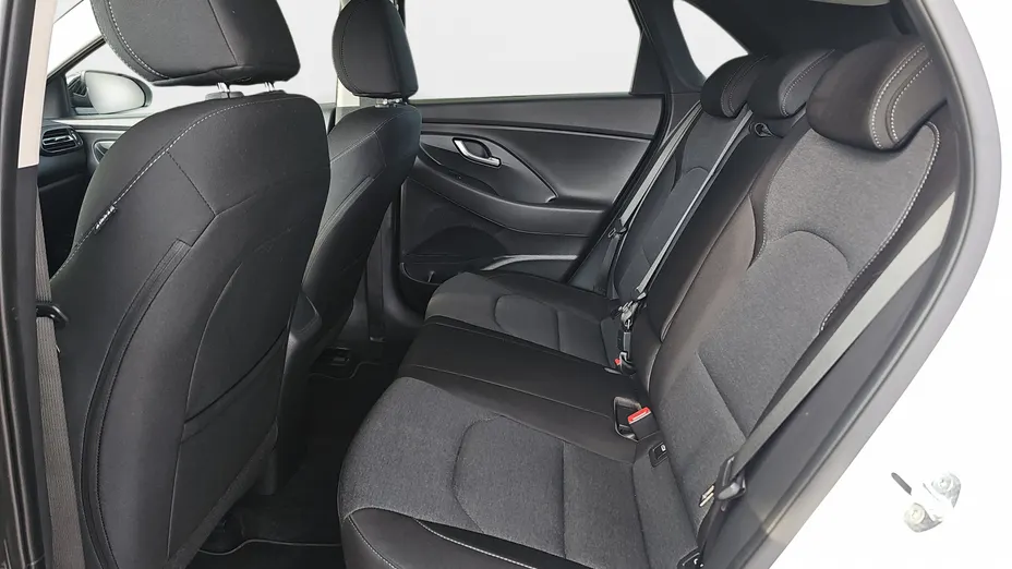 HYUNDAI i30 i30 1.0 T-GDI Smart