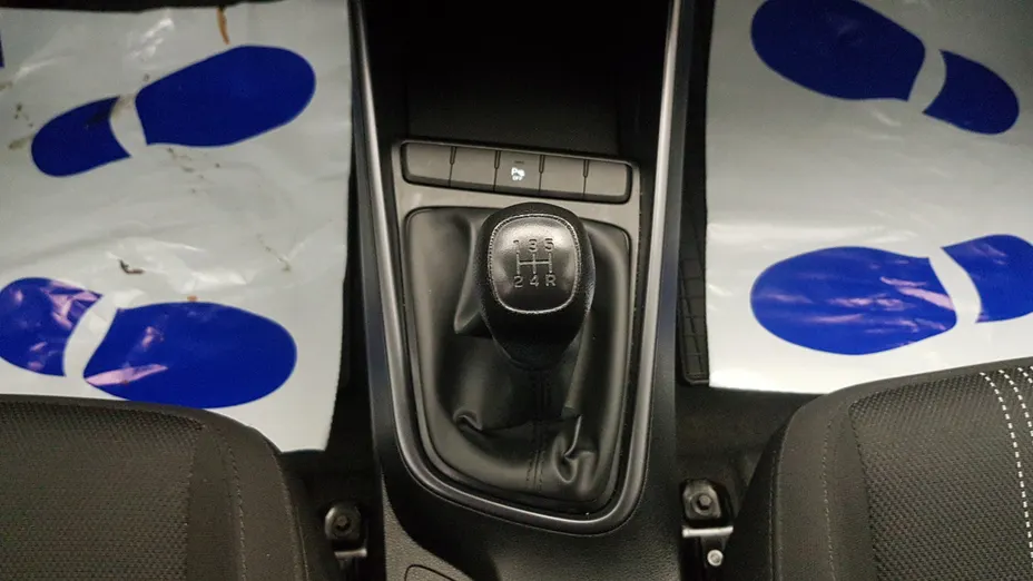 HYUNDAI i20 i20 1.2 Pure