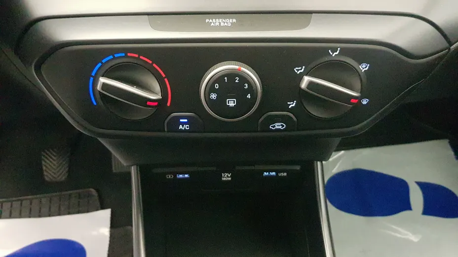 HYUNDAI i20 i20 1.2 Pure