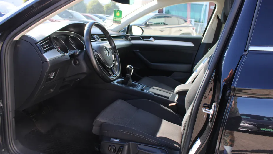 VOLKSWAGEN Passat Passat 2.0 TDI SCR Comfortline
