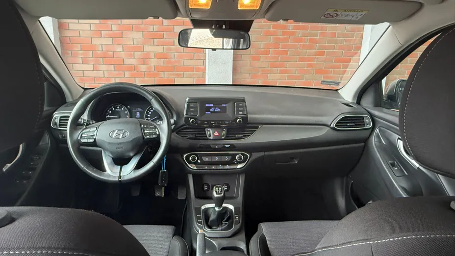 HYUNDAI i30 i30 1.5 DPI Classic +