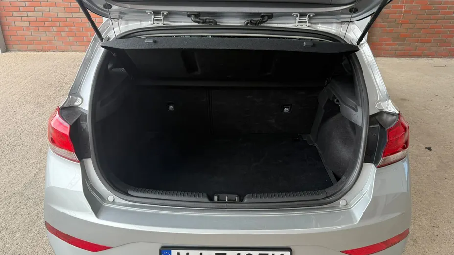 HYUNDAI i30 i30 1.5 DPI Classic +