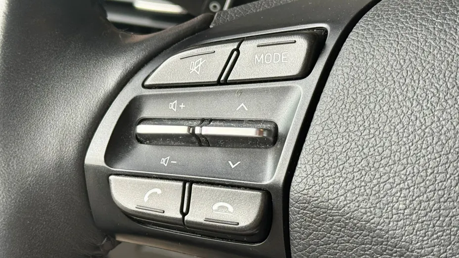 HYUNDAI i30 i30 1.5 DPI Classic +
