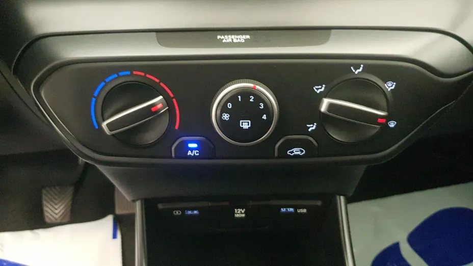 HYUNDAI i20 i20 1.2 Pure