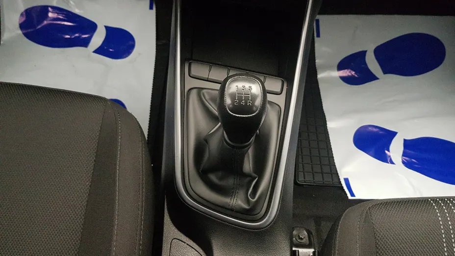 HYUNDAI i20 i20 1.2 Pure