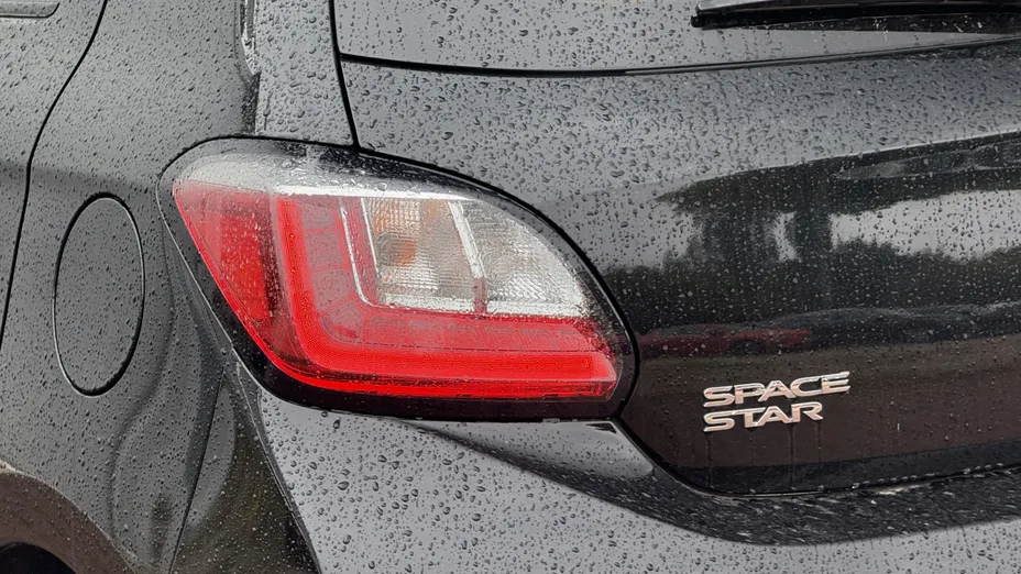 MITSUBISHI Space Star Space Star 1.2 Intense SDA CVT