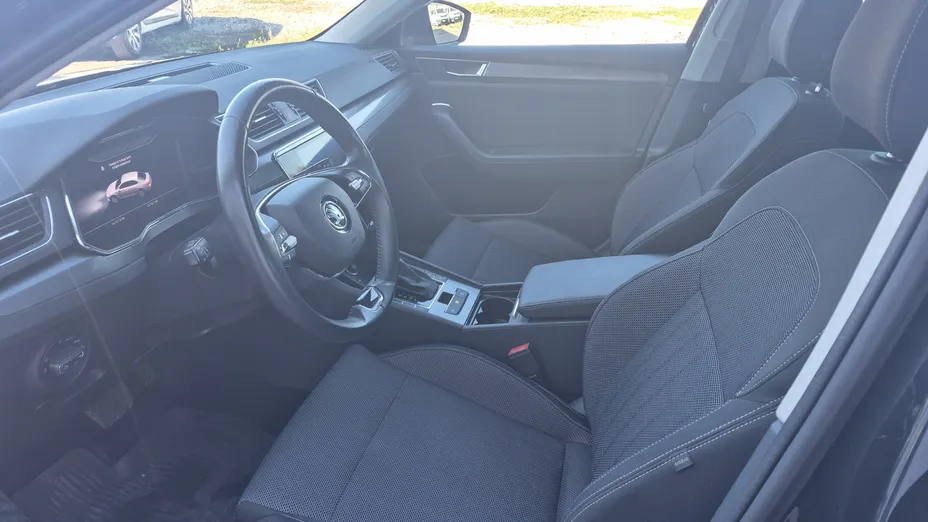 SKODA Superb Superb 2.0 TDI SCR Style DSG