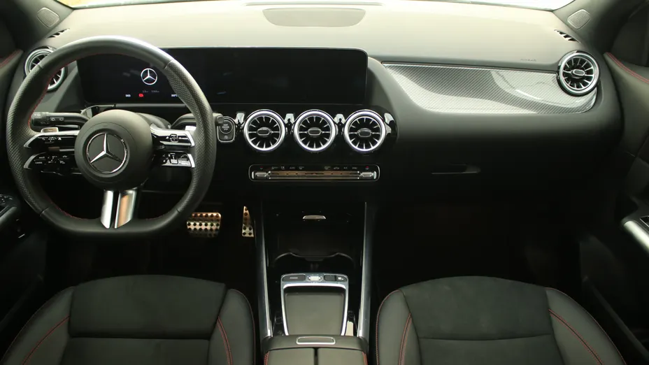 MERCEDES-BENZ GLA GLA 200 mHEV AMG Line 7G-DCT