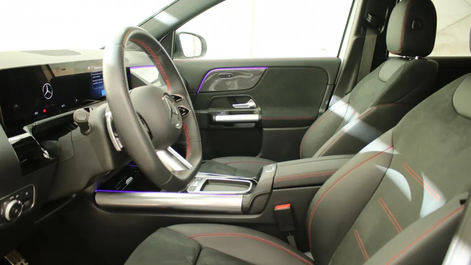 MERCEDES-BENZ GLA GLA 200 mHEV AMG Line 7G-DCT