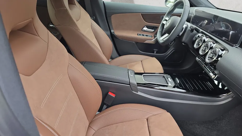 MERCEDES-BENZ CLA CLA 200 mHEV AMG Line 7G-DCT Nowy