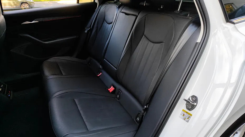SKODA Superb Superb 1.5 TSI mHEV Selection DSG