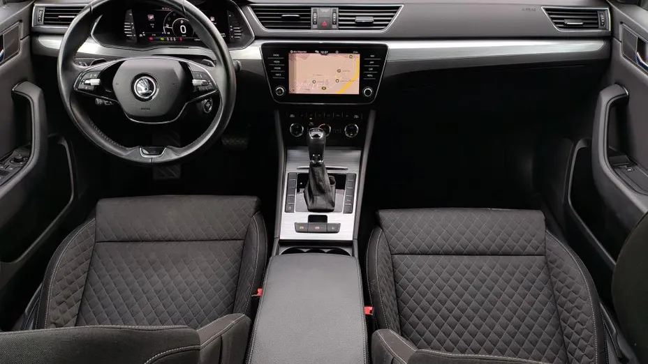 SKODA Superb Superb 2.0 TDI SCR Ambition DSG